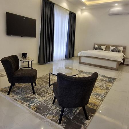 Elizabeth Hostel Маскат Екстериор снимка