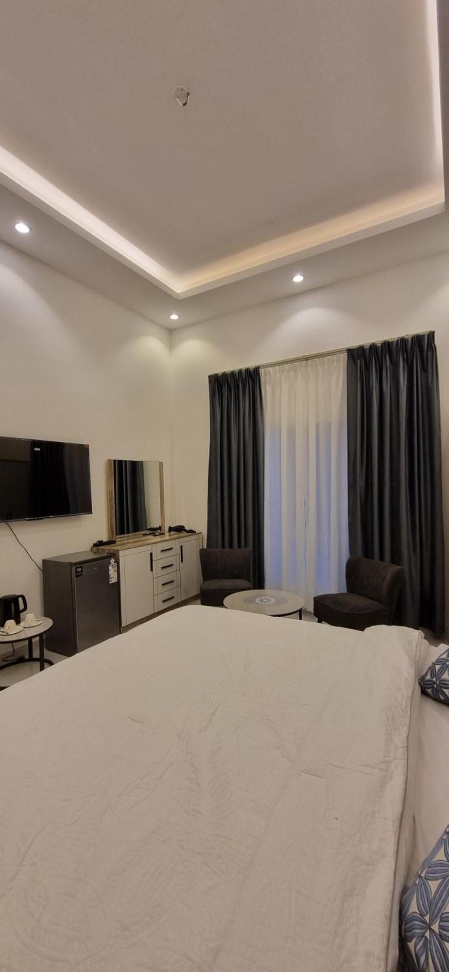 Elizabeth Hostel Маскат Екстериор снимка