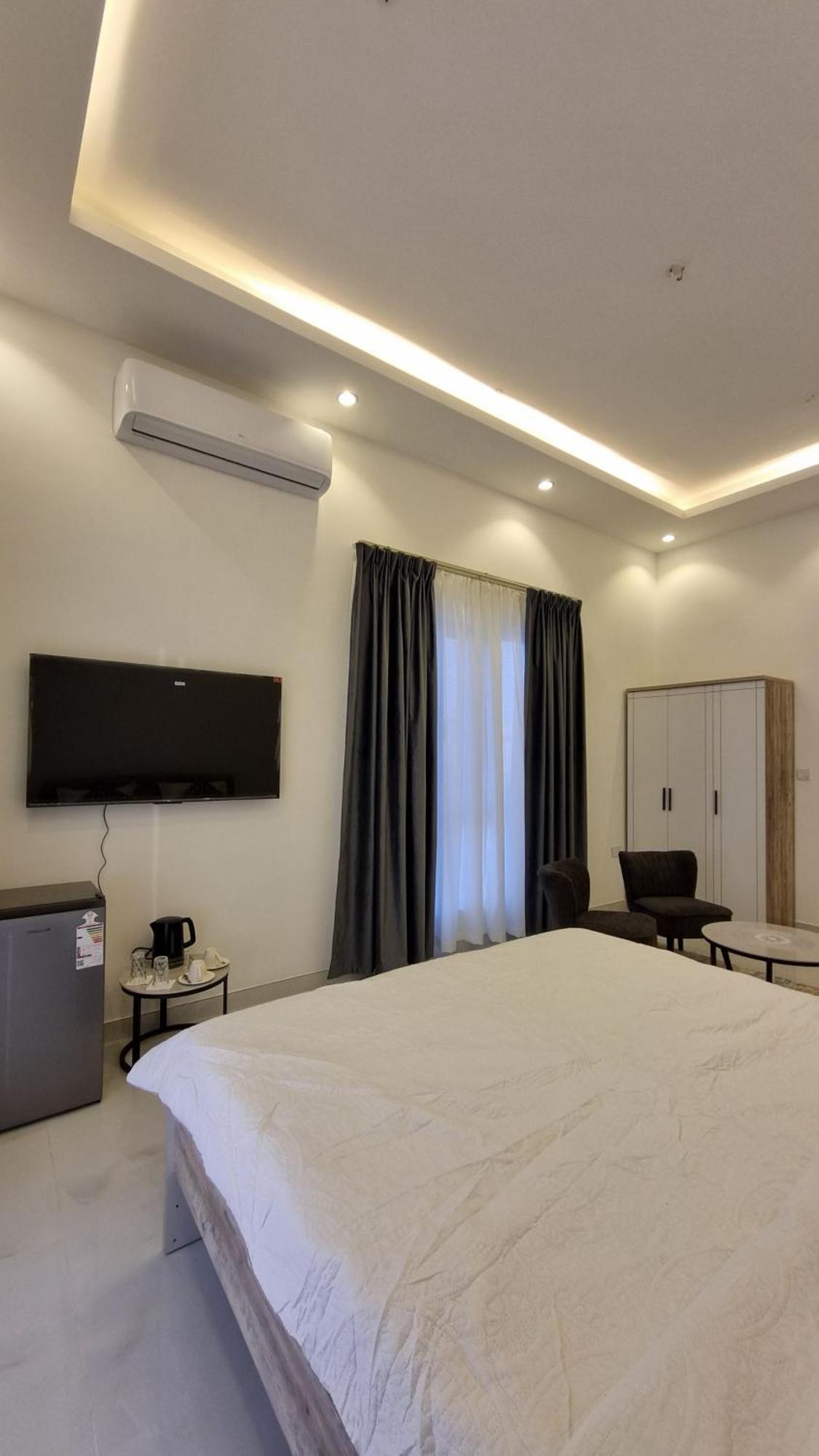 Elizabeth Hostel Маскат Екстериор снимка