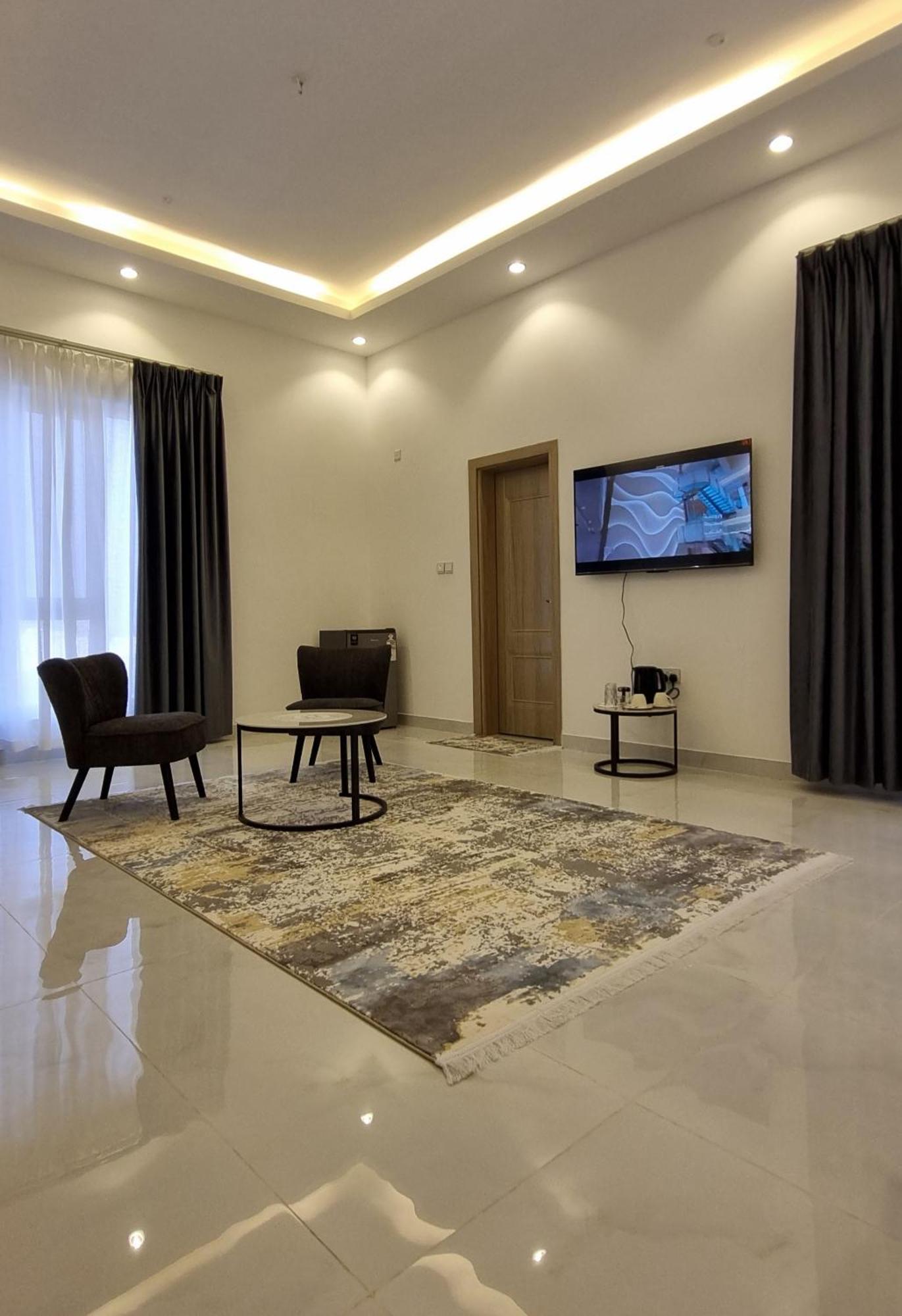 Elizabeth Hostel Маскат Екстериор снимка